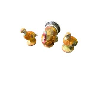 Napcoware Turkey Salt and Pepper Shaker Set Vintage Fall Harvest Table Decor
